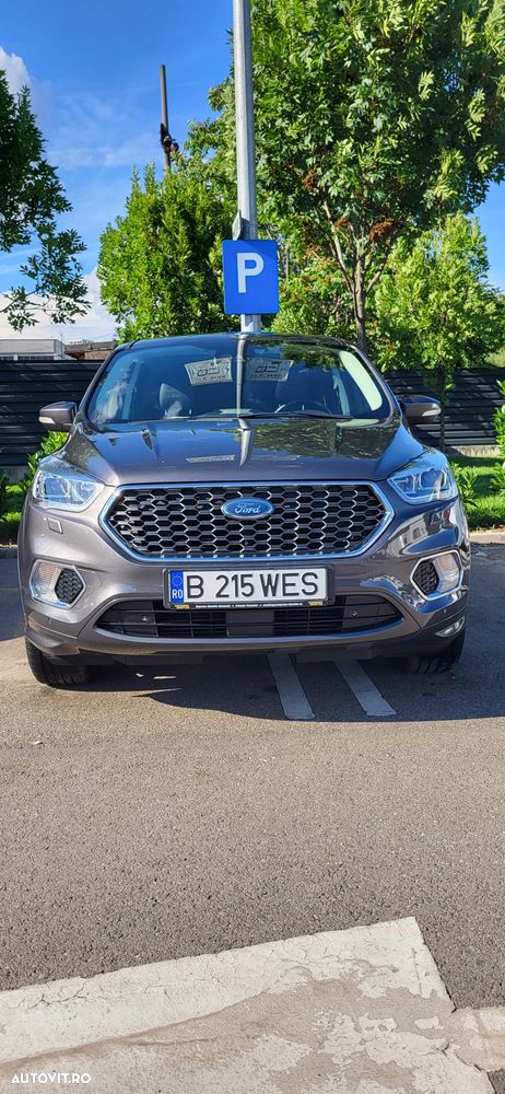 Ford Kuga 2.0 TDCi 4WD Powershift Vignale - 2