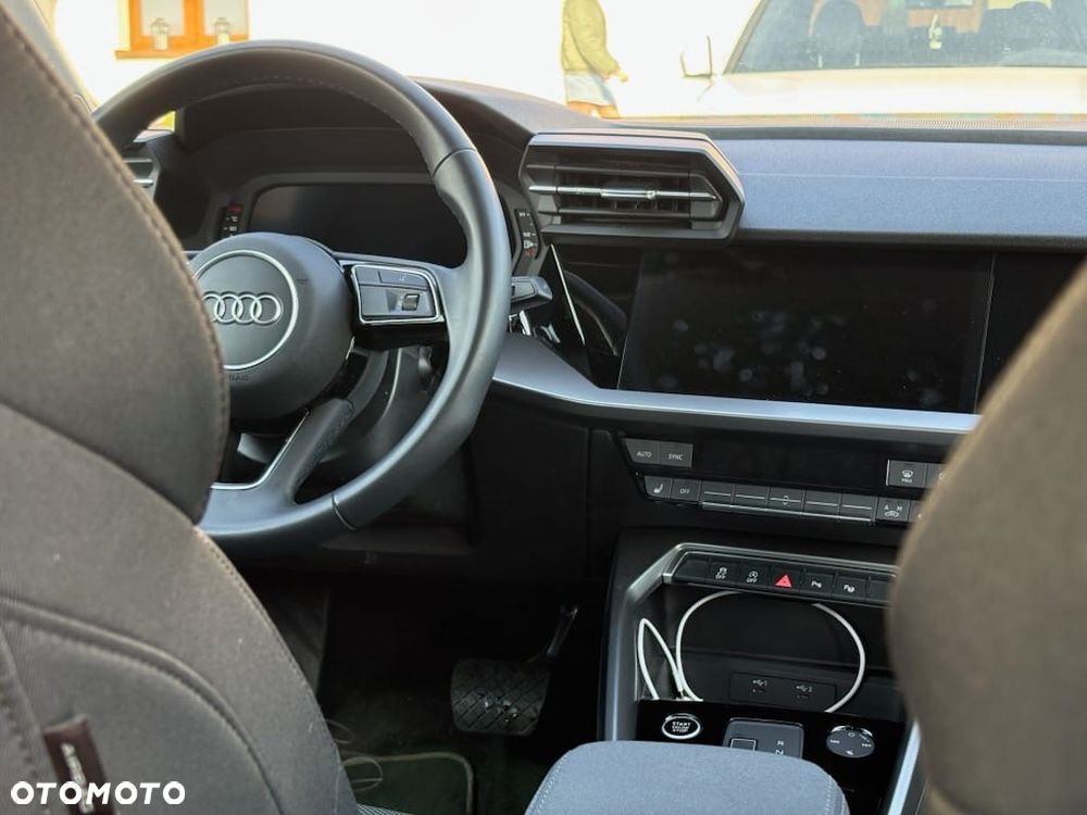 Audi A3 Sportback - 6