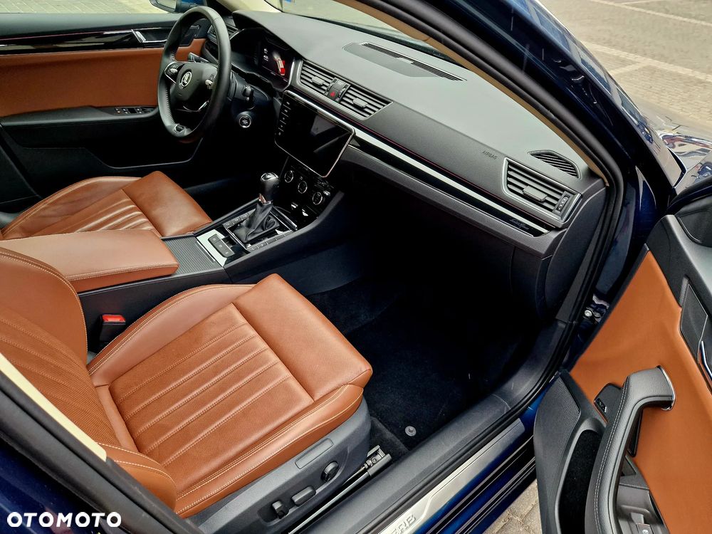 Skoda Superb 2.0 TSI L&K DSG - 10