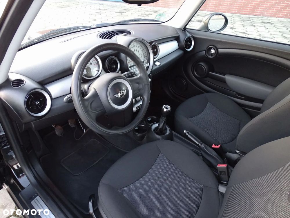 MINI ONE Standard - 8