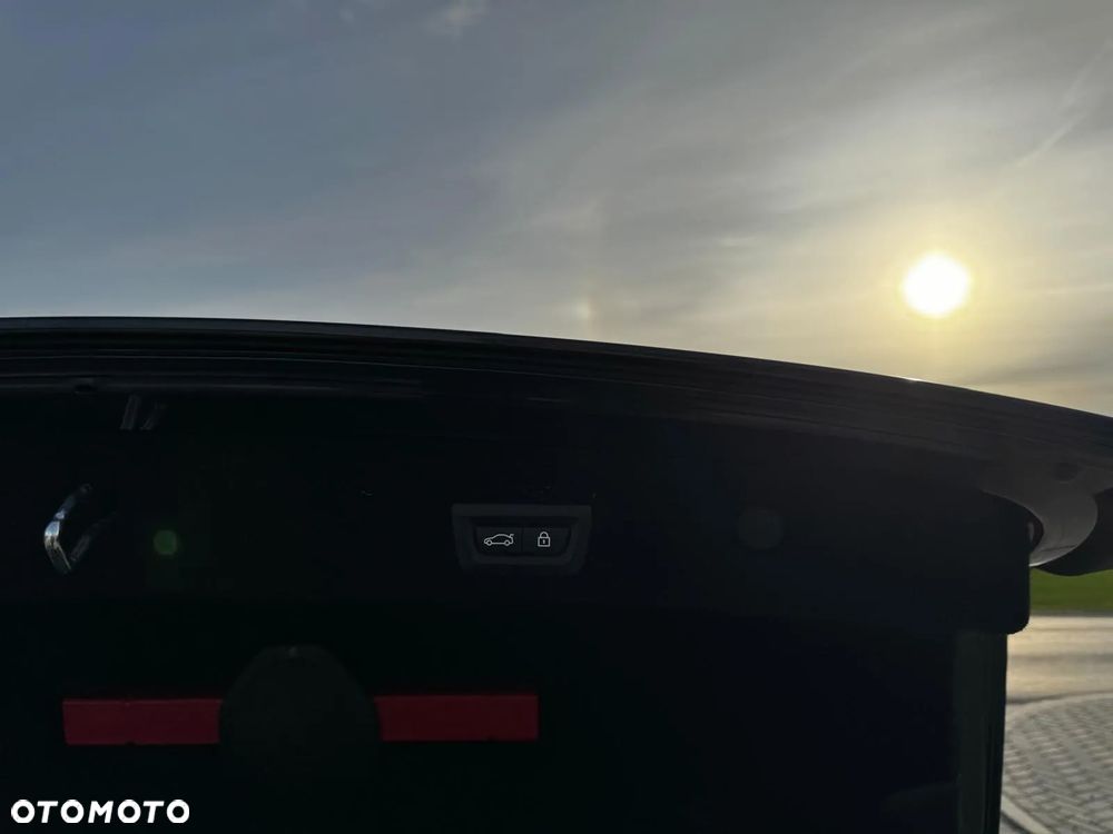BMW Seria 7 750d xDrive - 26
