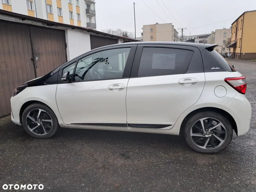 Toyota Yaris 1.5 Selection - 1