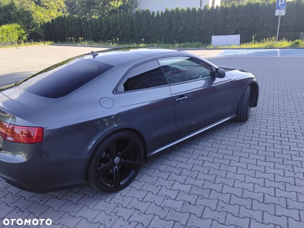 Audi RS5 Coupé Standard - 8