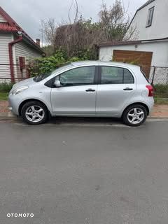 Toyota Yaris - 2