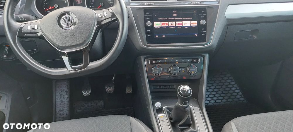 Volkswagen Tiguan 1.5 TSI EVO Comfortline - 17