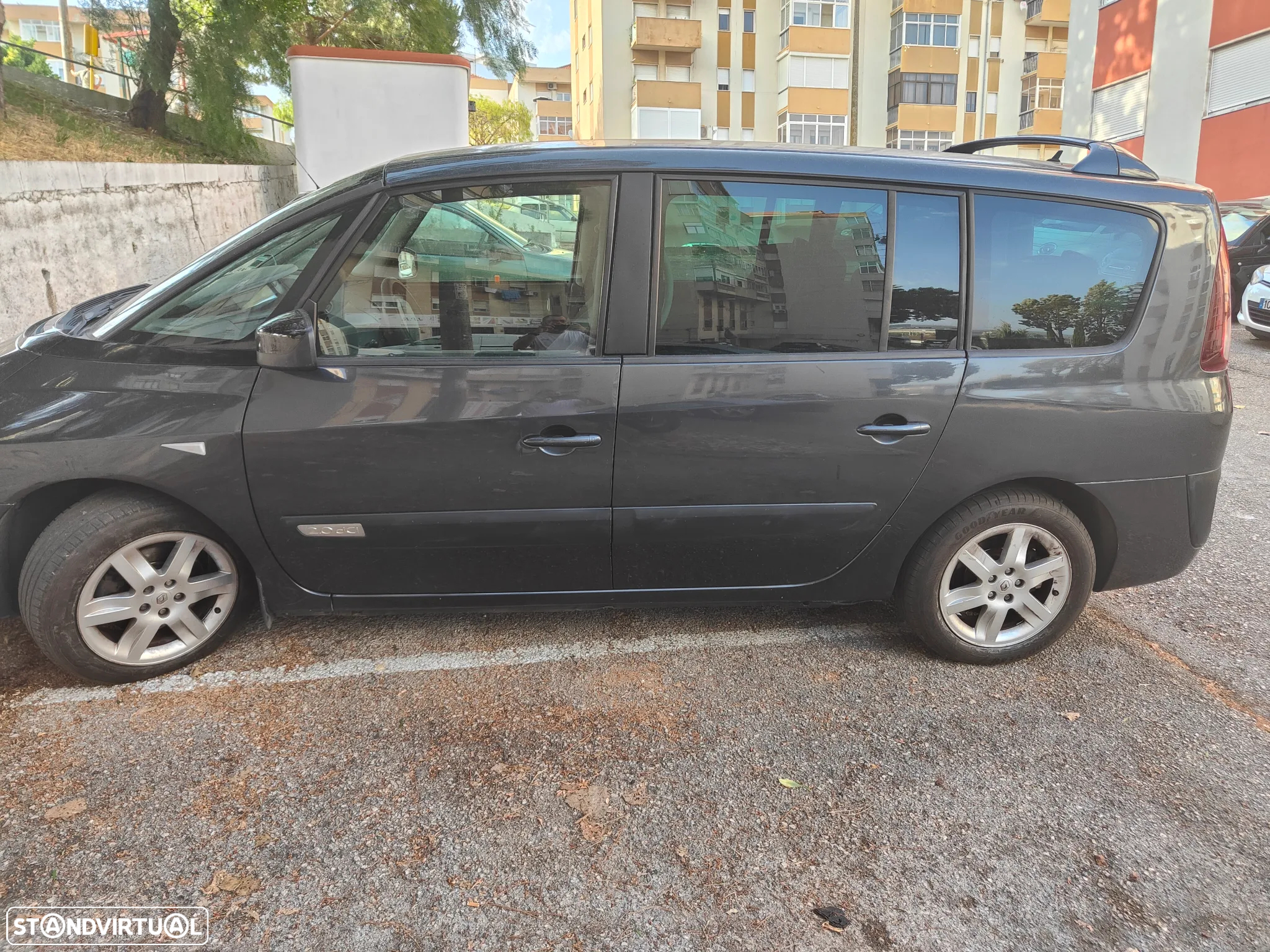 Renault Grand Espace 2.0 dCi FAmily 7L - 5