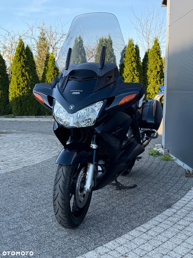 Honda ST