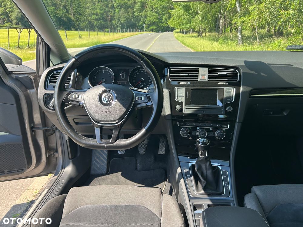 Volkswagen Golf 1.4 TSI BMT Highline - 11