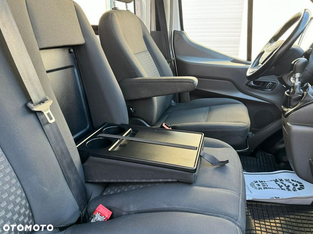 Ford Transit - 11