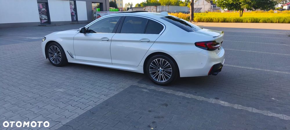BMW Seria 5 530i Sport Line - 23