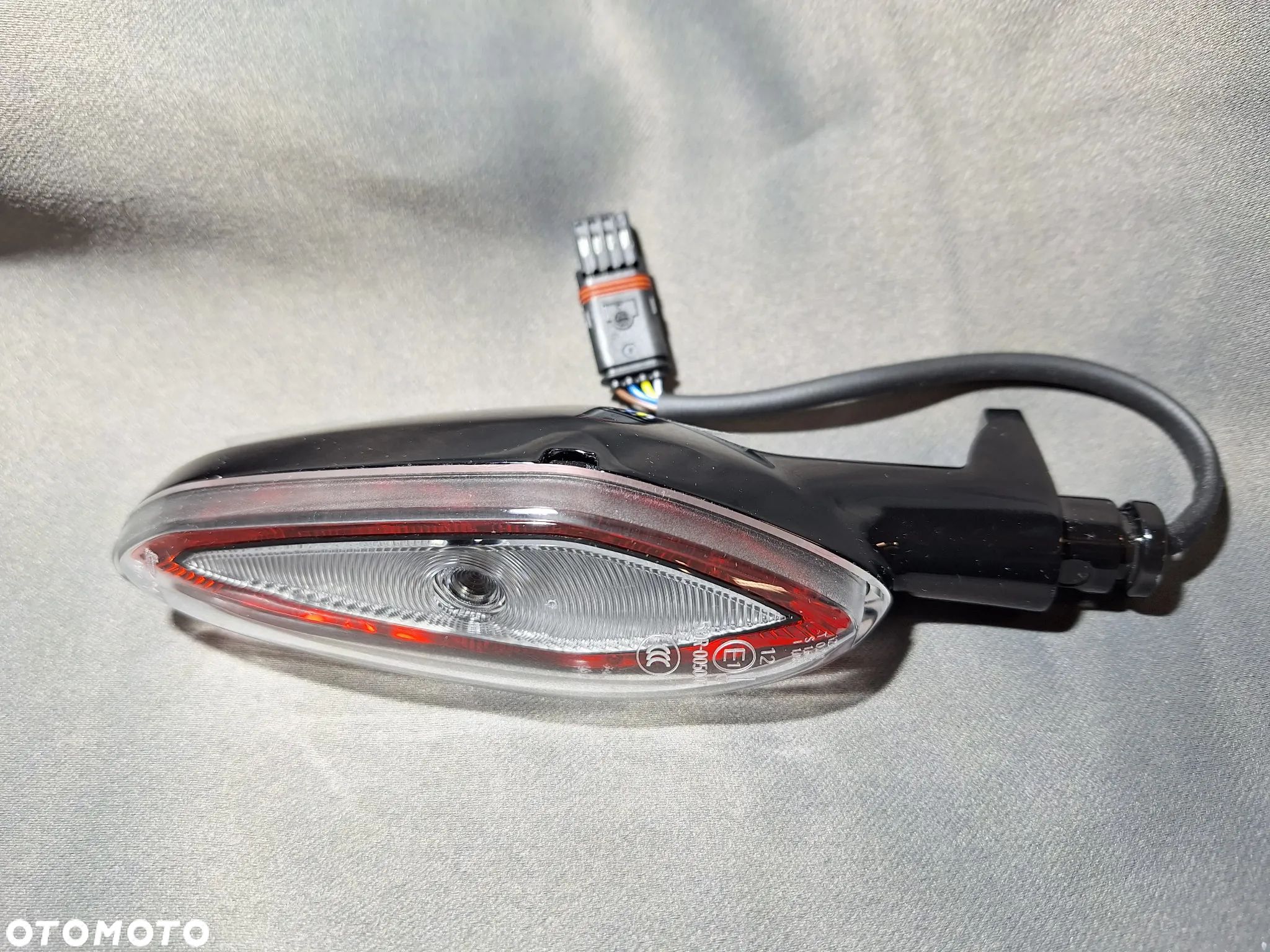 BMW R 18 R18 KIERUNKOWSKAZ MIGACZ CZARNY, STOP, POZYCJA, WTYCZKA, E1, 3w1 LED 500 zł - 1