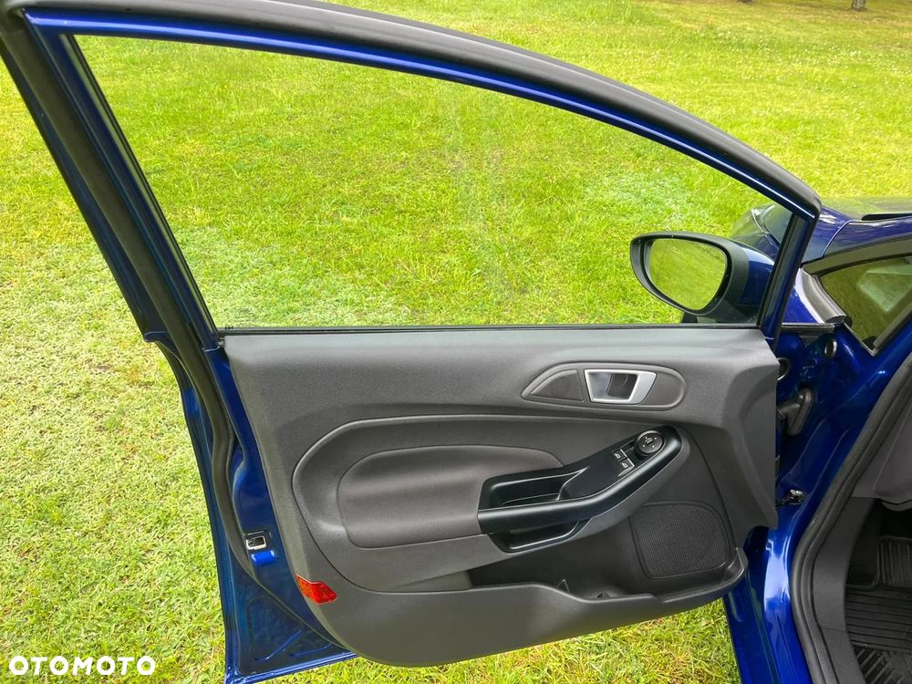 Ford Fiesta 1.25 SYNC Edition - 24
