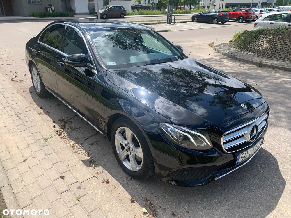 Mercedes-Benz Klasa E 220 d 4-Matic 9G-TRONIC - 3