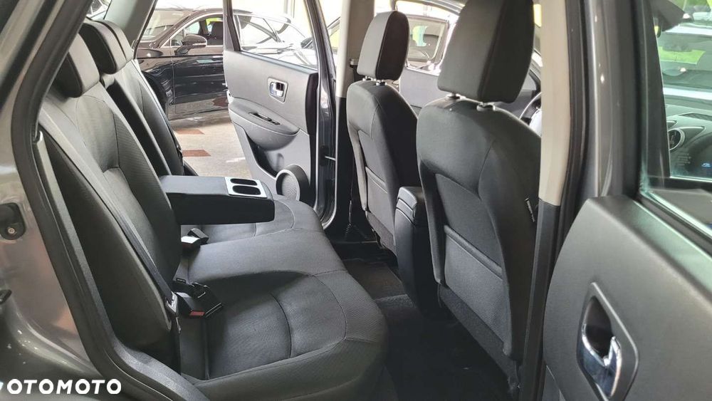 Nissan Qashqai - 12