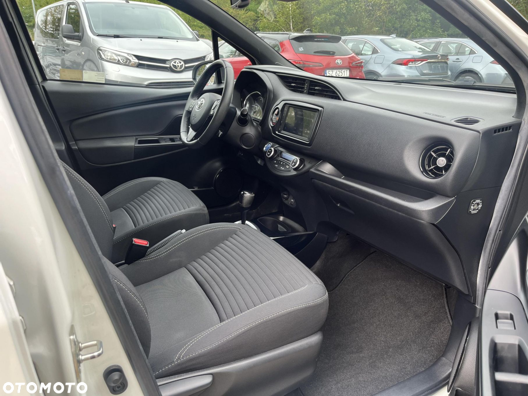 Toyota Yaris - 23