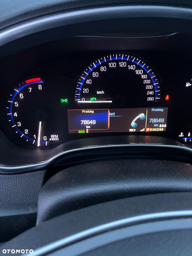 Cadillac SRX - 36