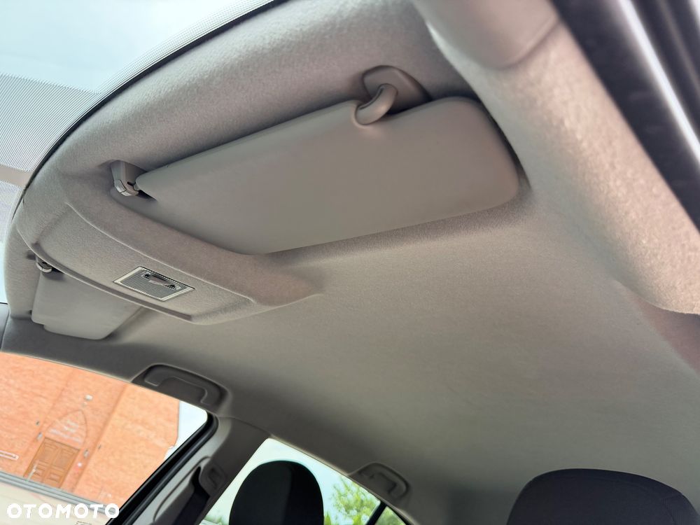 Opel Corsa 1.4 16V Navi - 25