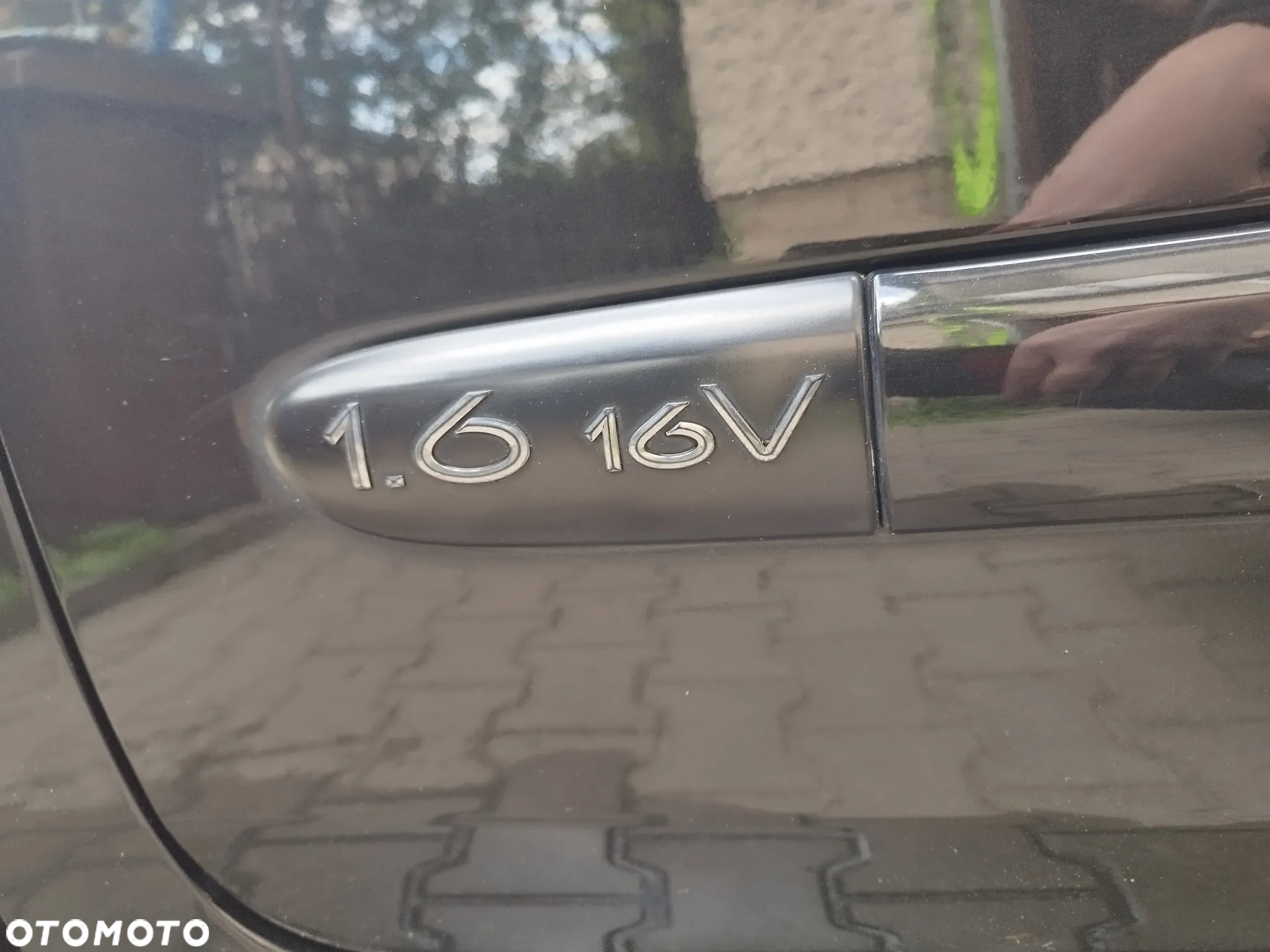 Renault Clio - 10