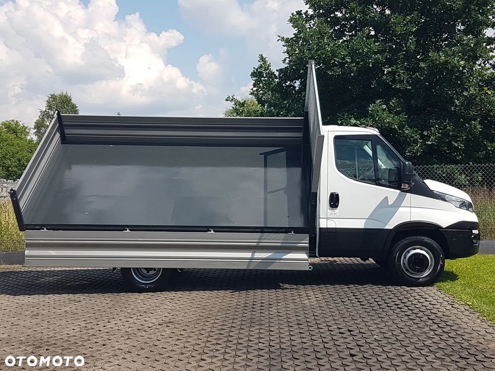 Iveco 70C18 WYWROTKA 3 STRONNA KIPER 4,0x2,2 BLIŹNIAKI 7 TON KLIMA HAK MANUAL 6-BIEGÓW - 14