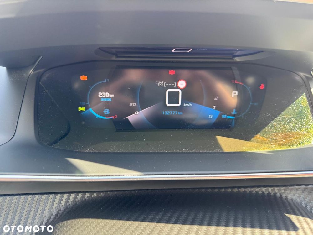 Peugeot 2008 1.5 BlueHDi GT S&S EAT8 - 17