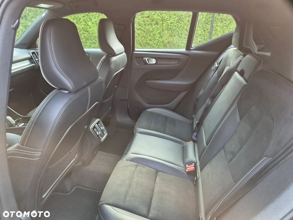 Volvo XC 40 T3 R-Design - 9