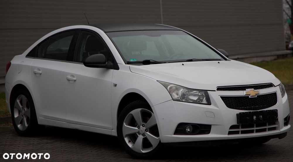 Chevrolet Cruze 1.8 LTZ - 11