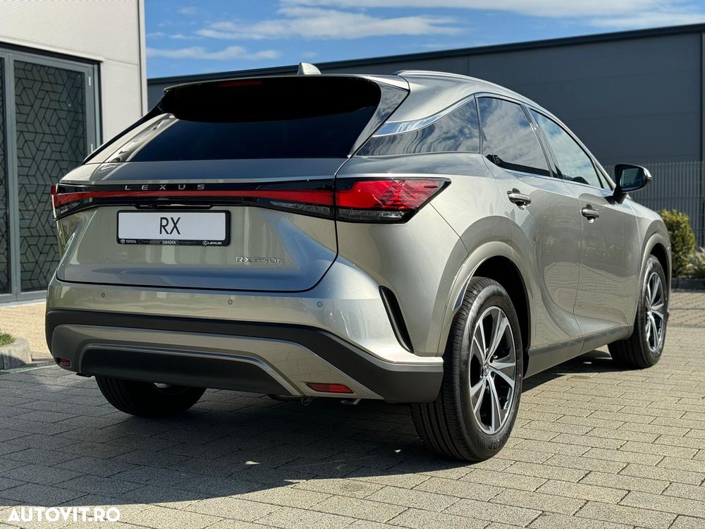 Lexus Seria RX - 7