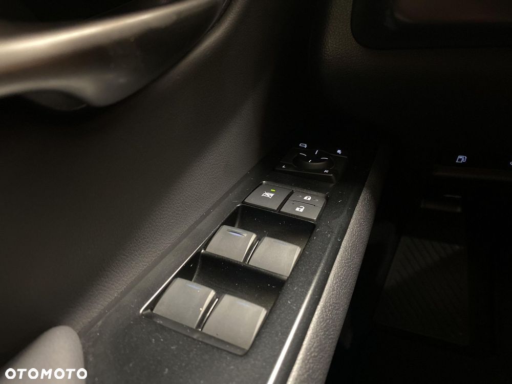 Lexus UX 250h GPF Business 2WD - 13