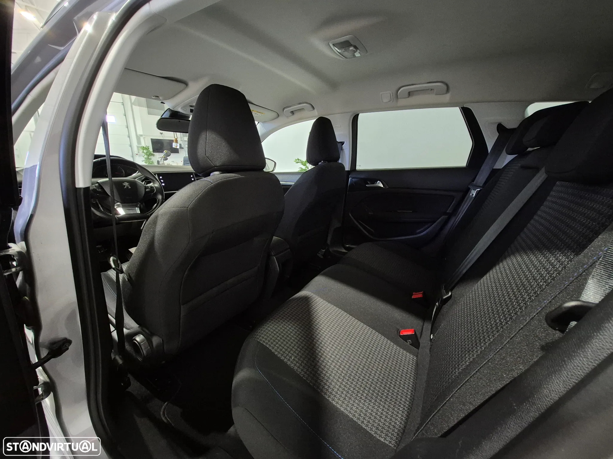 Peugeot 308 SW 1.5 BlueHDi Style - 20