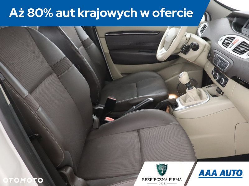 Renault Scenic - 11