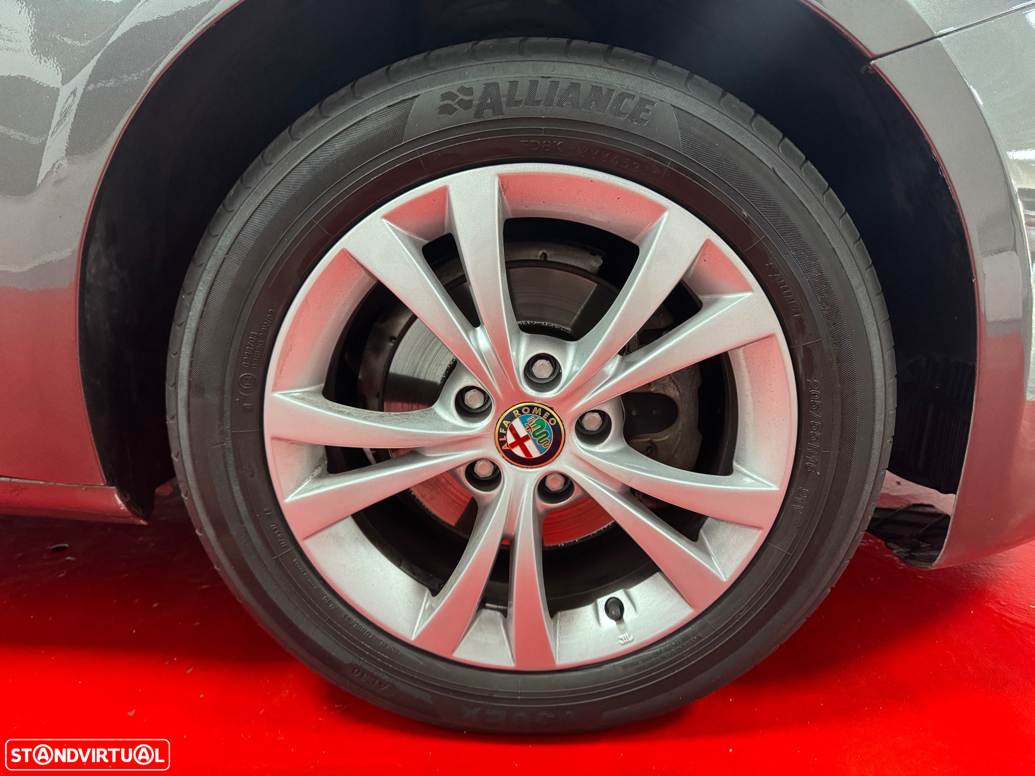 Alfa Romeo Giulietta 1.6 JTDM 16V Impression - 13