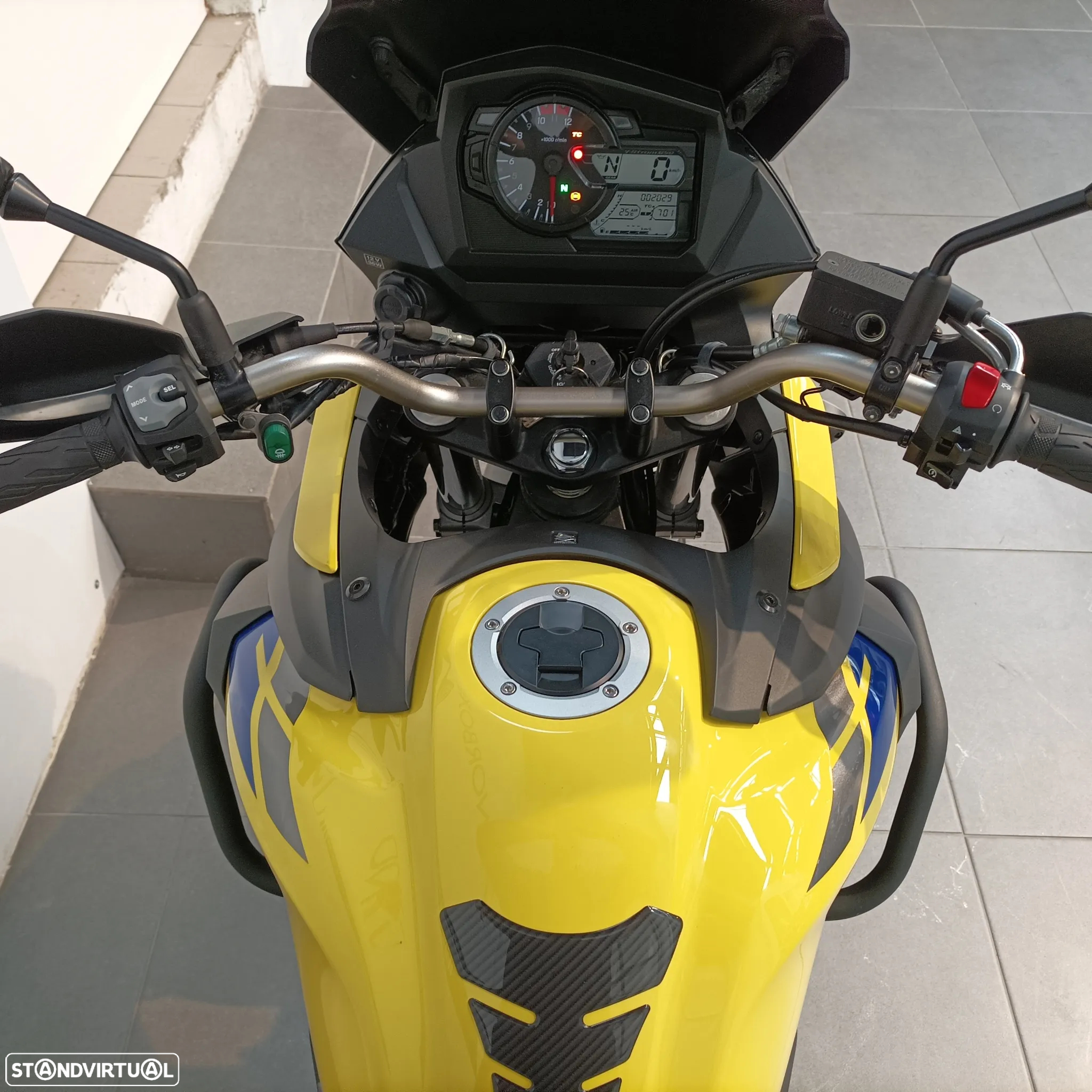 Suzuki V -STROM 650 - 8