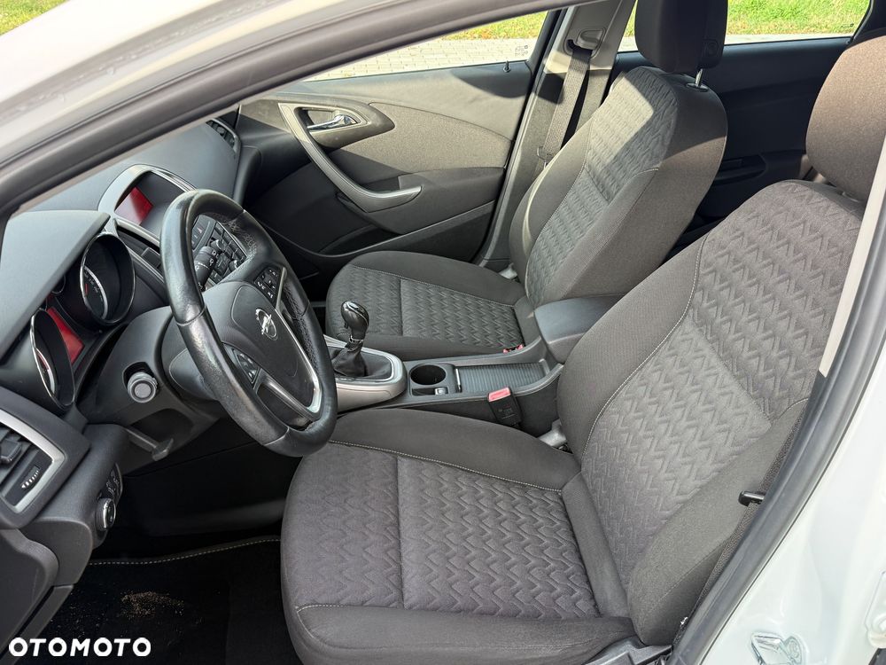 Opel Astra 1.4 Turbo - 13