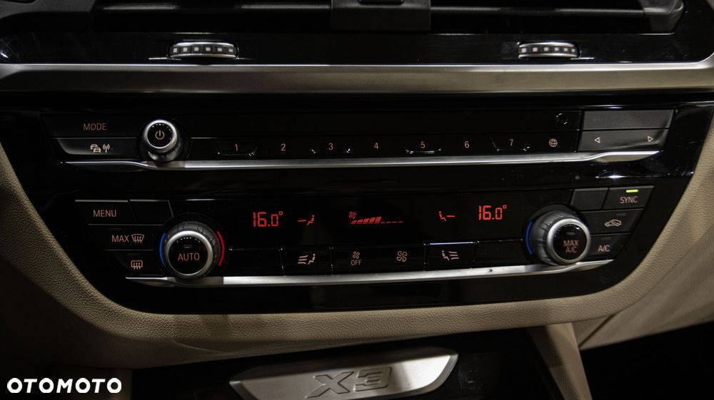 BMW X3 xDrive20d xLine - 29