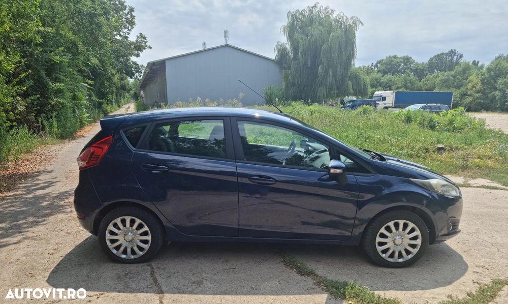 Ford Fiesta - 9