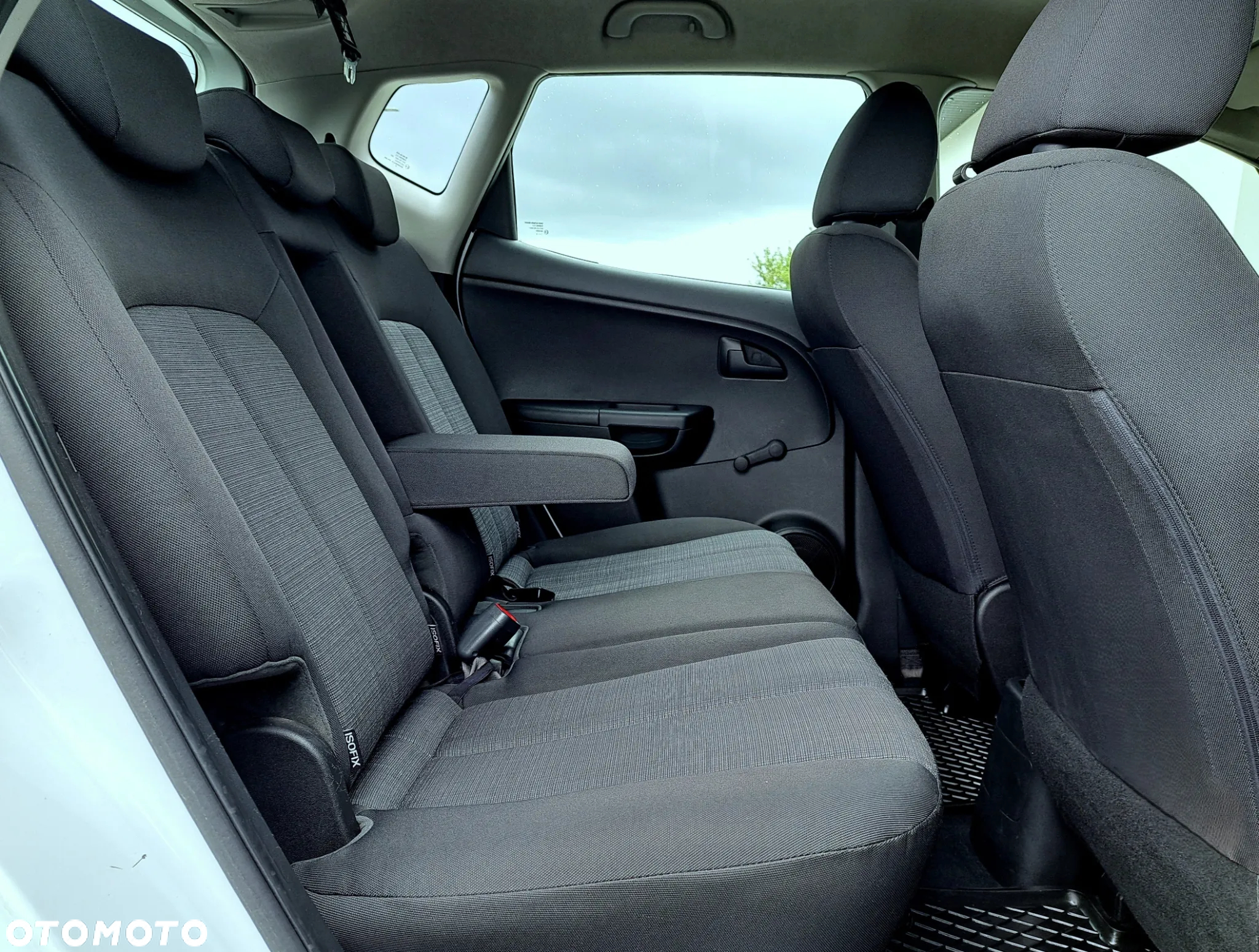 Kia Venga - 16