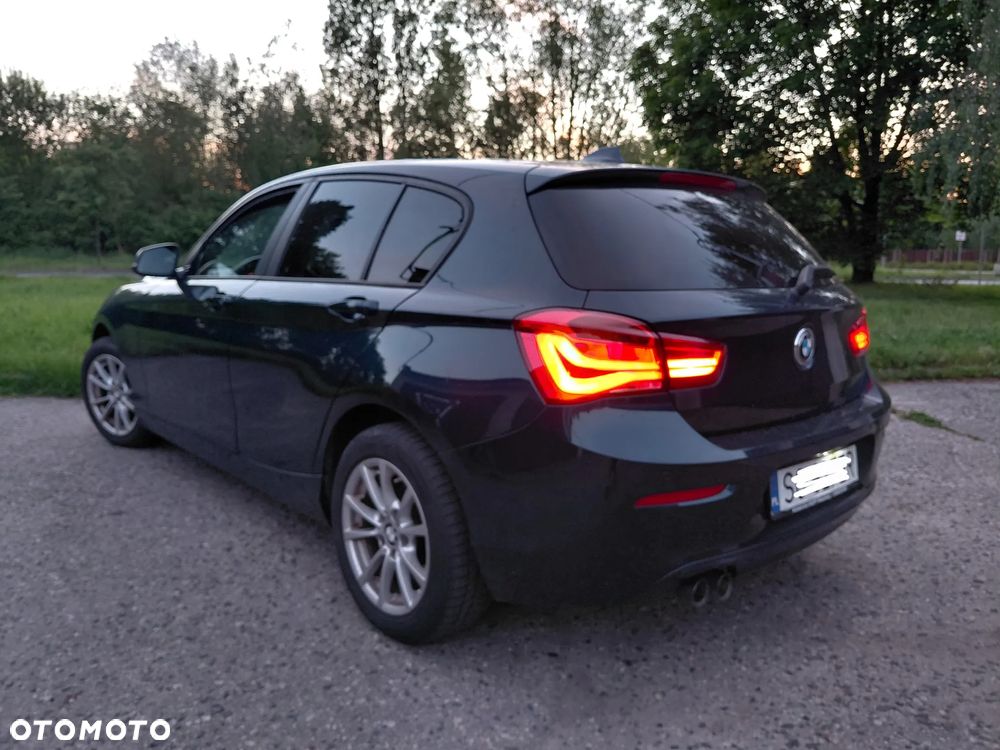 BMW Seria 1 120d Sport-Aut Sport Line - 8