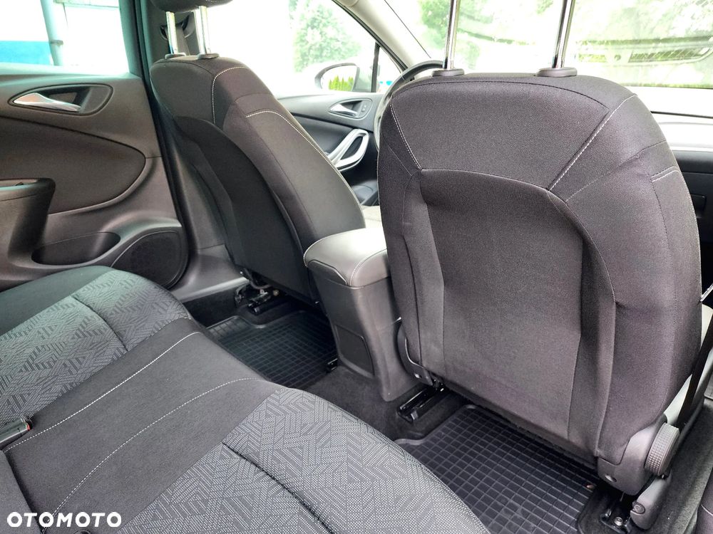 Opel Astra 1.4 Turbo Start/Stop Edition - 31