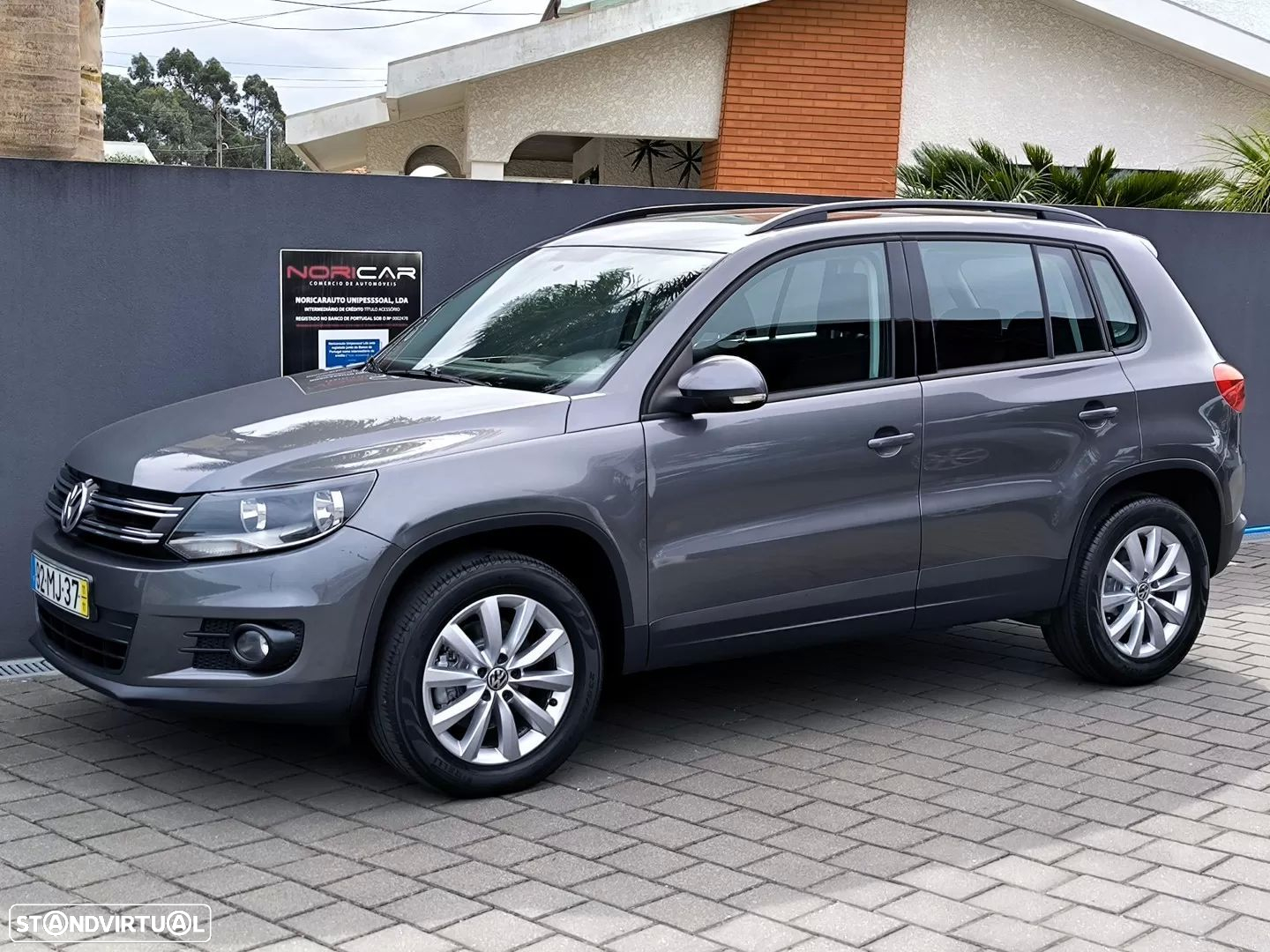VW Tiguan 2.0 TDI Trend BlueMotion - 10