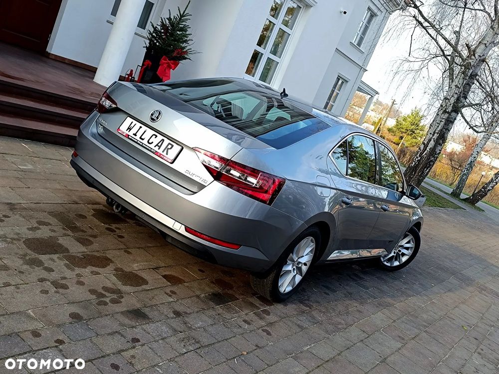 Skoda Superb 1.4 TSI ACT DSG Ambition - 4