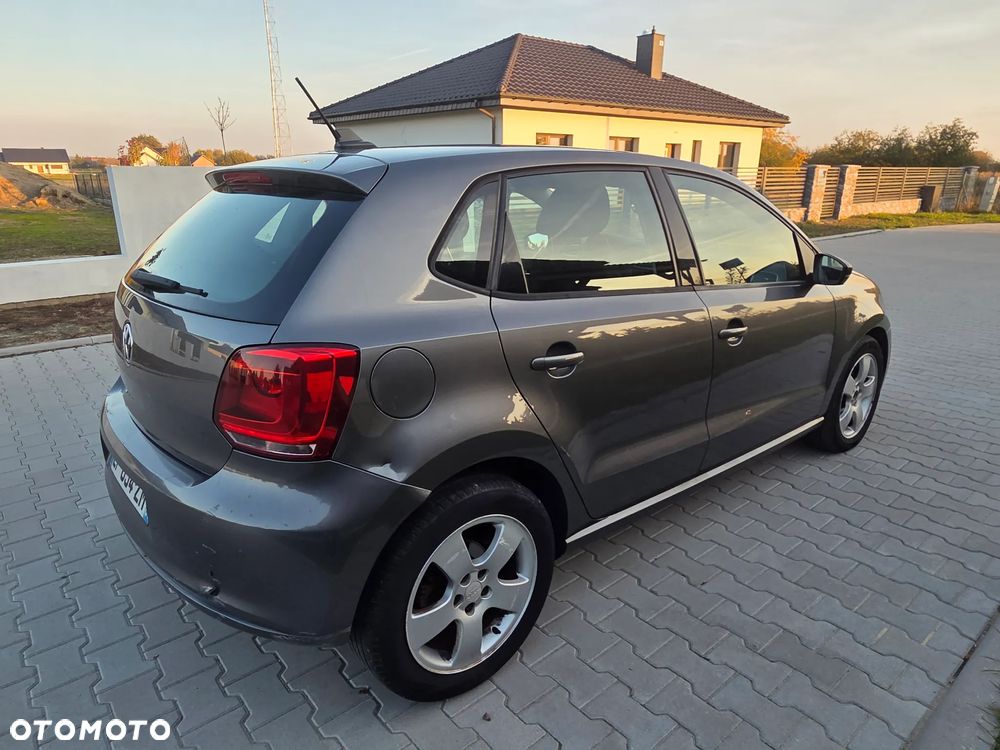 Volkswagen Polo - 4