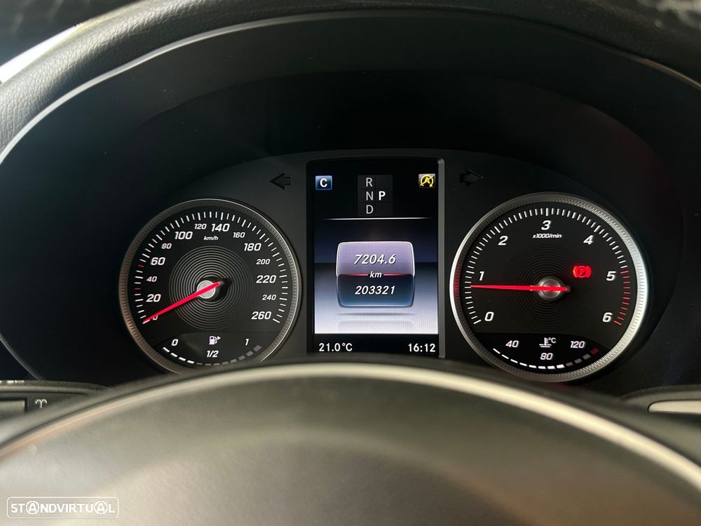 Mercedes-Benz GLC 220 - 12