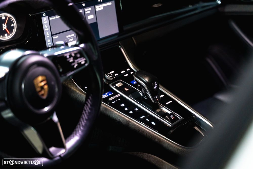 Porsche Panamera 4S - 5