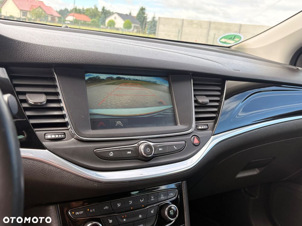 Opel Astra 1.6 CDTI Dynamic S&S - 18