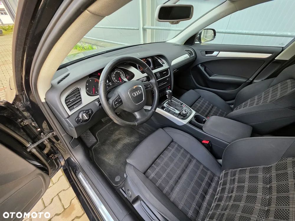 Audi A4 - 6