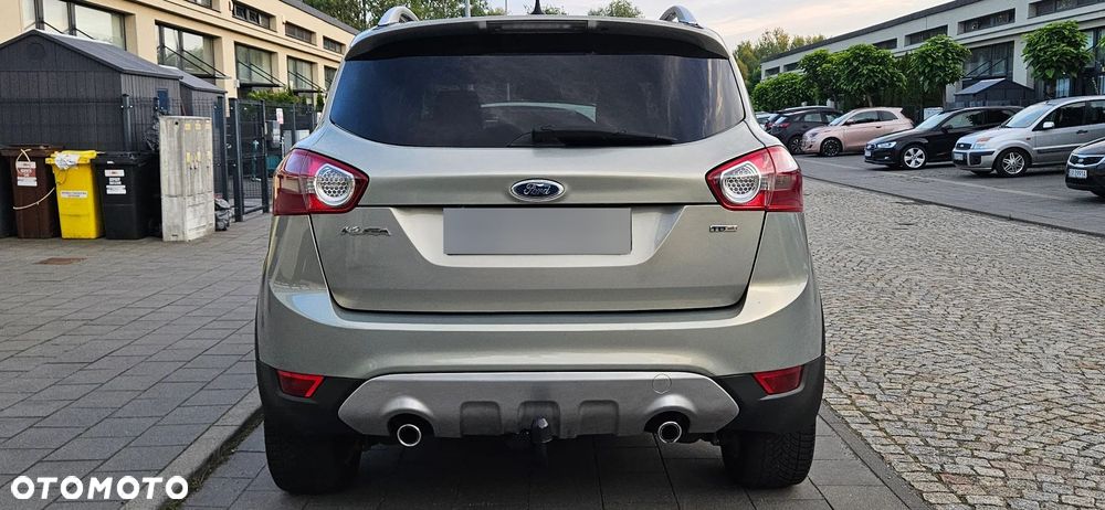 Ford Kuga 2.0 TDCi 4x4 Titanium - 39