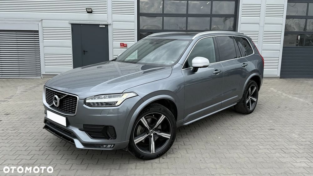 Volvo XC 90 - 1