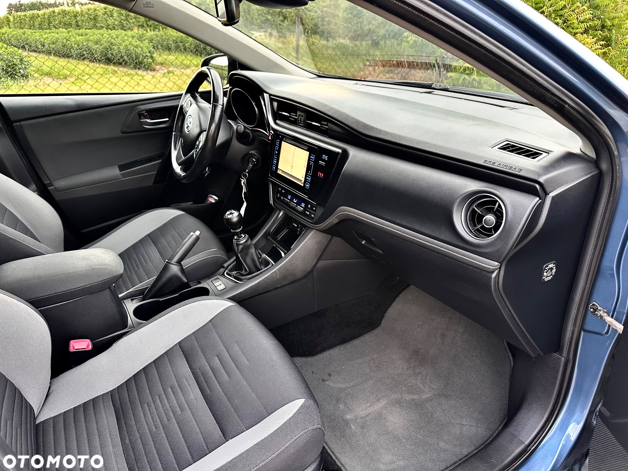 Toyota Auris 1.6 D-4D Premium - 15