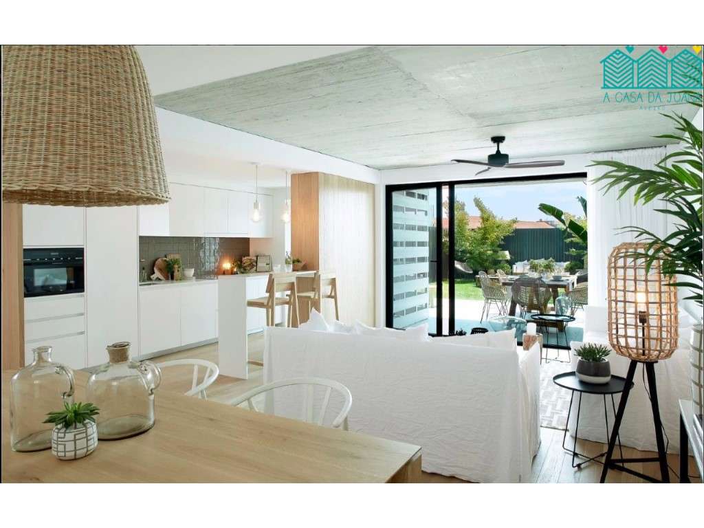 Apartamento T1 com Lugar de Garagem na Praia da Barra - Grande imagem: 3/23