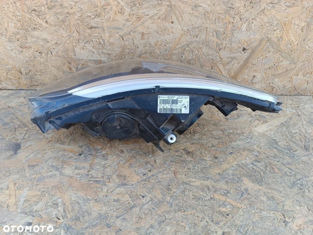 LAMPA PRZÓD PRZEDNIA PRAWA RENAULT CAPTUR 1 - 5